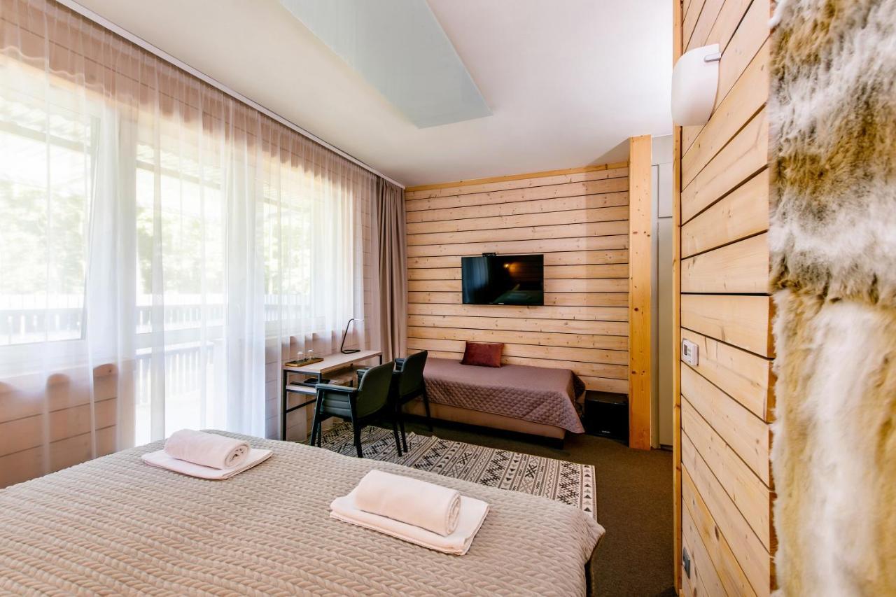 Trenčín Hotel Veverica מראה חיצוני תמונה