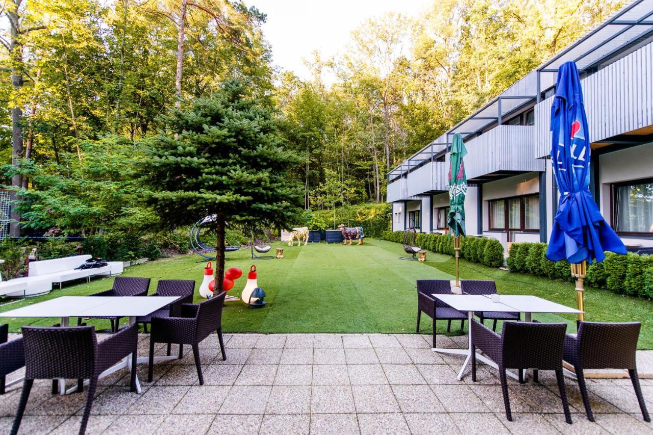 Trenčín Hotel Veverica מראה חיצוני תמונה